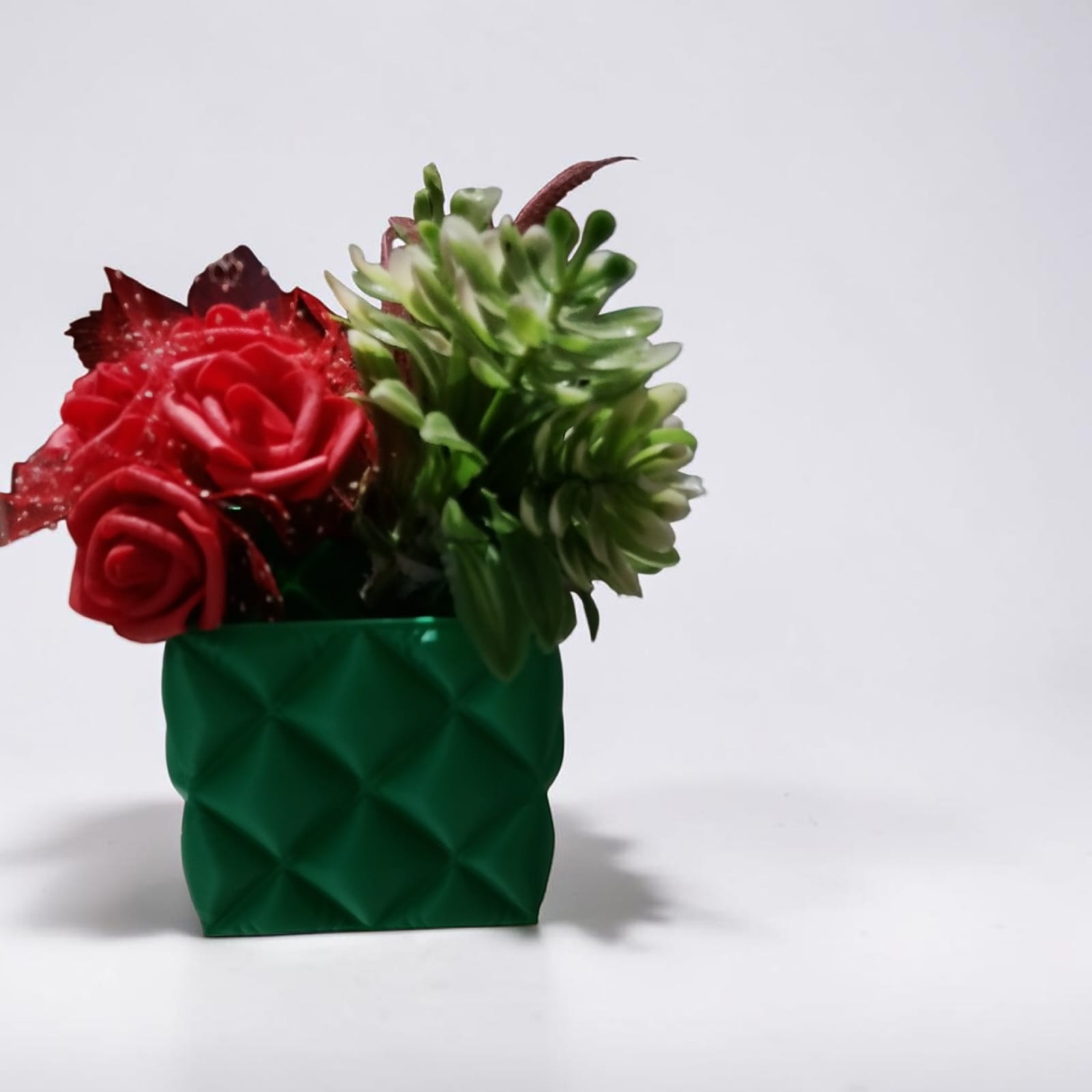 Vaso / Porta Canetas ( As flores não acompanham o vaso)